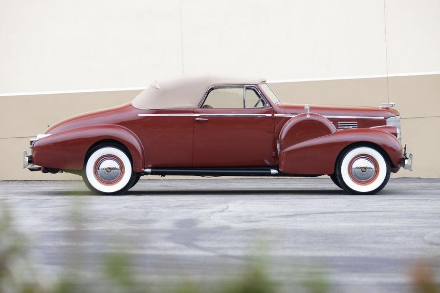  Cadillac Series 75 V8 Convertible Coupe 1938 года  (фото 2 из 3)